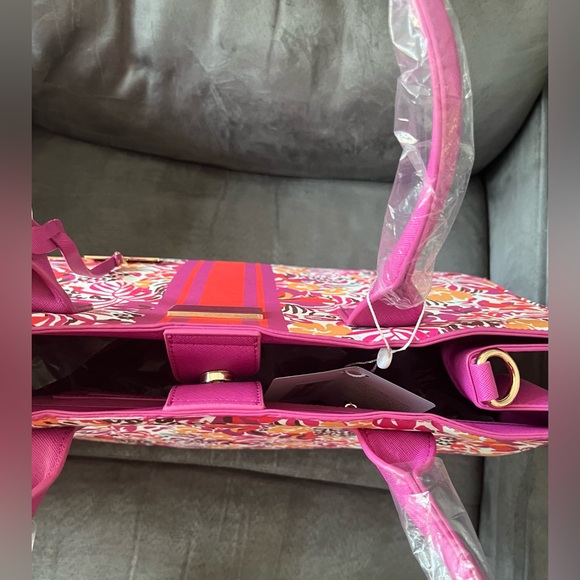 Trina Turk Floral Handbag/Shoulder, NWT - Picture 11 of 15